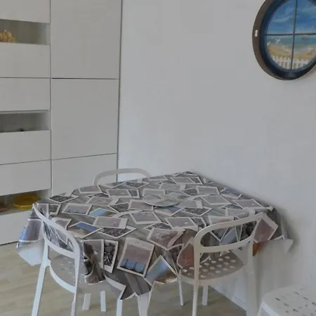 Jardin 3 Pieces A 80m De La Avec Parking Privatif - Fr-1-712-98 Apartmán *