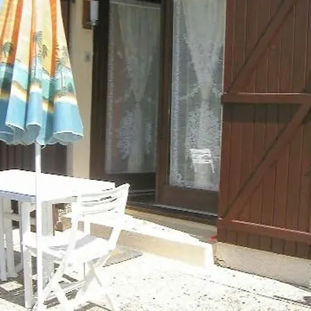 Jardin 3 Pieces A 80m De La Avec Parking Privatif - Fr-1-712-98 Apartman