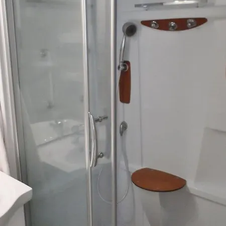 Lejlighed Jardin 3 Pieces A 80m De La Avec Parking Privatif - Fr-1-712-98 *